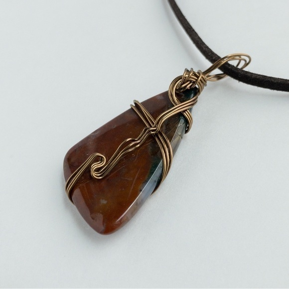 Large Agate Stone Pendant Necklace Copper Wire Wrap Natural Semi Precious NWT - Picture 3 of 12
